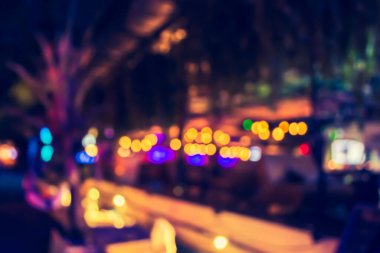Bokeh 'in arka plan kullanımı için kullandığı restoran ya da kafenin klasik ton soyut bulanık görüntüsü.