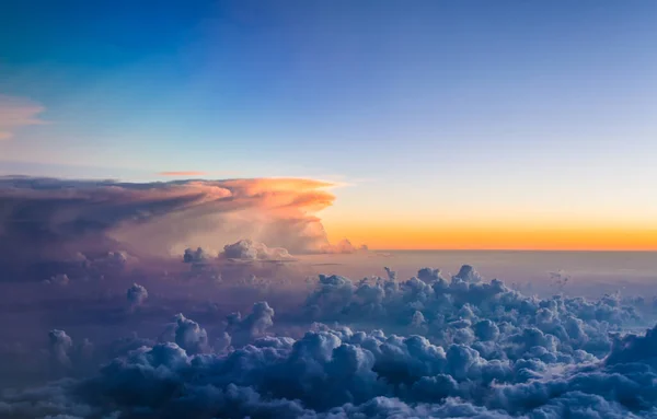 View Airplane Window See Sky Evening Time Винтажный Тон — стоковое фото