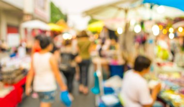 Arka plan kullanımı için günlük piyasanın soyut bulanık görüntüsü.