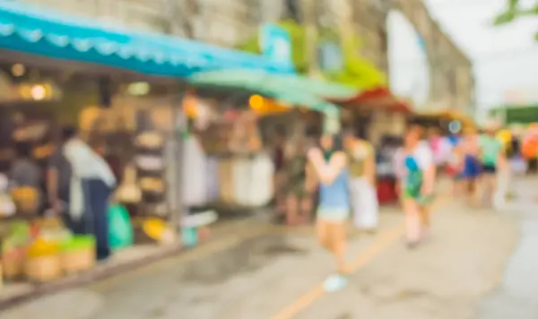 Imagem Borrada Pessoas Andando Mercado Dia Fundo Borrão Com Bokeh — Fotografia de Stock