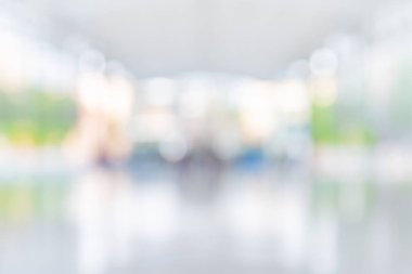 Arka plan kullanımı için yeşil bokeh 'li Açık Hava Restoranı veya Kafe' nin soyut bulanık görüntüsü.