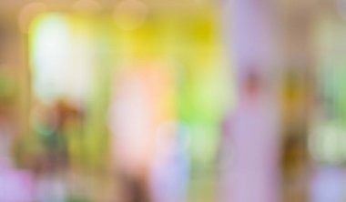 Arkaplan kullanımı için Bokeh kullanan modern bir iş merkezinin lobisinin soyut bulanık görüntüsü .