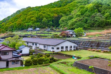 Japonya 'nın otsuki, Yamanashi bölgesindeki modern ev görüntüsü.