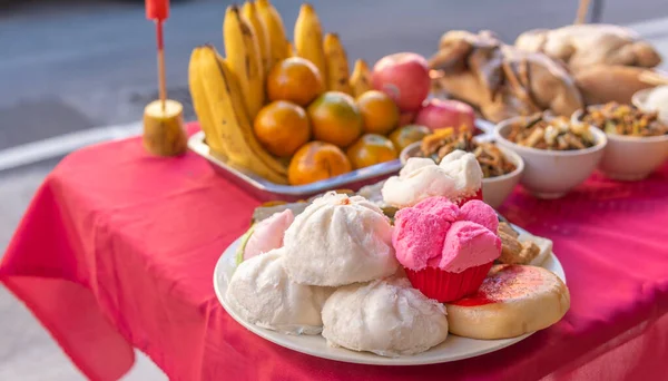 Comida Mesa Para Los Dioses Que Adoran Las Creencias Chinas —  Fotos de Stock