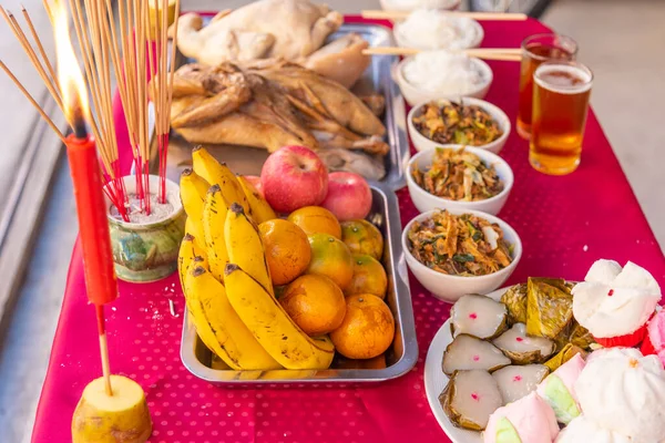 Comida Mesa Para Los Dioses Que Adoran Las Creencias Chinas — Foto de Stock