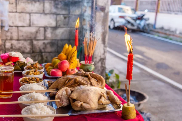 Comida Mesa Para Los Dioses Que Adoran Las Creencias Chinas —  Fotos de Stock