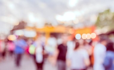 Fon kullanımı için Bokeh ile sokak festivalindeki Food Stall 'un klasik ton bulanık görüntüsü .