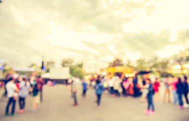 Fon kullanımı için Bokeh ile sokak festivalindeki Food Stall 'un klasik ton bulanık görüntüsü .
