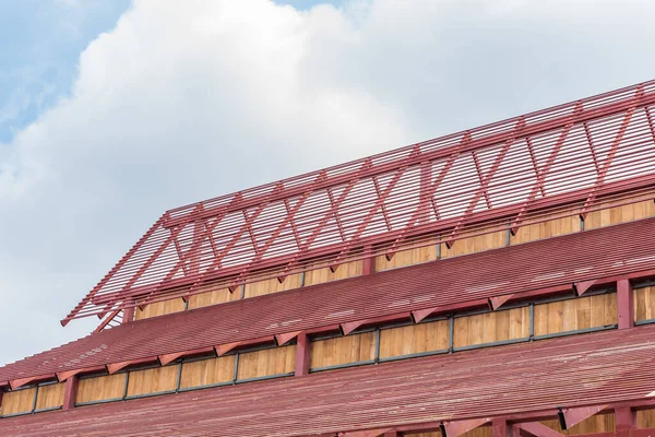 Obraz Nowoczesnej Konstrukcji Stalowej Dach Trójkątny — Zdjęcie stockowe