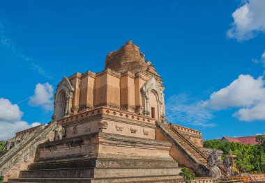 Chedi Luang, Chiang Mai, Tayland 'daki tarihi Budist tapınağının resmi