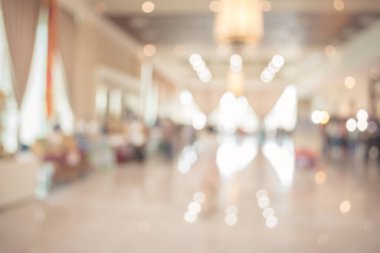 Alışveriş merkezinin bulanık görüntüsü ve arka plan kullanımı için insanlar .