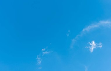 Arkaplan kullanımı için açık gökyüzünün gündüz görüntüsü .