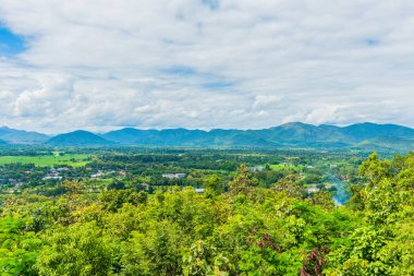 Doi saket şehrini görmek için dağdan manzara, Chinag Mai Tayland