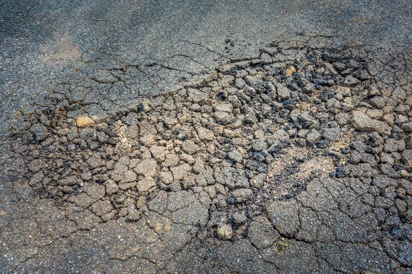 Beeld Van Beschadigde Crack Straat Dag Tijd — Stockfoto