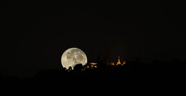 Silhouette Shot Image Big Moon Wat Wat Phra Doi Suthep — Stock Photo, Image