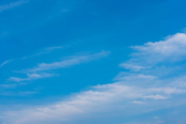 Immagine Cielo Blu Nuvole Bianche Durante Giorno Utilizzo Dello Sfondo — Foto Stock