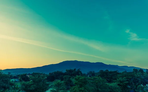 Vintage Tone Image Clear Sky Mountain Background Doi Suthep Chiang — Stock Photo, Image