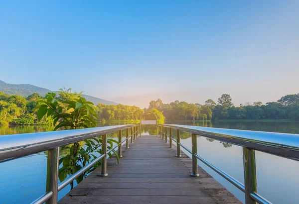 Ponte Molo Acciaio Inox Ang Kaew Lago Chiang Mai University — Foto Stock