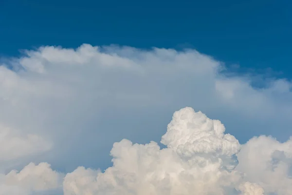 Imagem Céu Azul Claro Nuvens Brancas Dia Para Uso Segundo — Fotografia de Stock