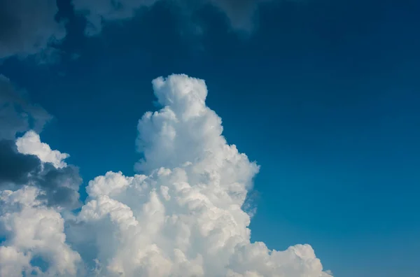 Изображение Голубого Неба Белых Облаков Дневное Время Использования Заднем Плане — стоковое фото