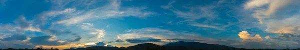 Silueta Panorama Snímek Strom Západ Slunce Oblohy Pozadí — Stock fotografie