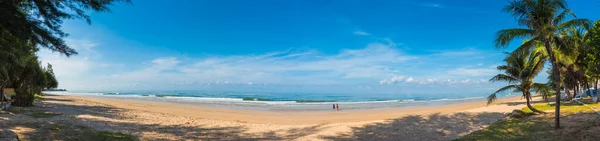 Imagen Panorámica Playa Día Soleado Chao Lao Beach Khlong Khut —  Fotos de Stock