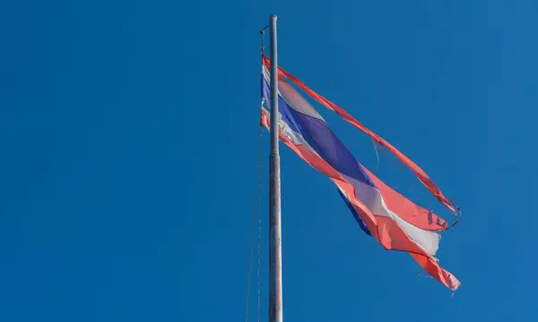 Zászló Thaiföld Tiszta Kék Háttér Másolja Helyet Bal Oldalon — Stock Fotó