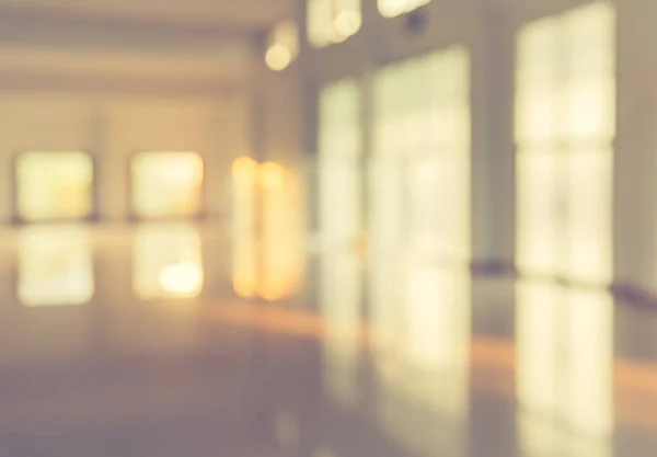 Afbeelding Van Wazige Lege Kamer Met Venster Bokeh Voor Achtergrondgebruik — Stockfoto