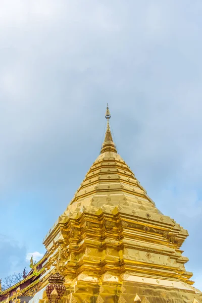 Изображение Знаковой Буддийской Пагоды Храме Ват Пхра Тхэ Дой Сутхэп — стоковое фото