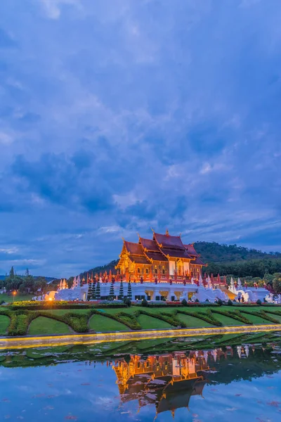 Kham Luang Severní Thajský Styl Budovy Chrámu Royal Flora Ratchaphreuk — Stock fotografie