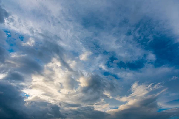 Зображення Блакитного Неба Білої Хмари День Фонового Використання Горизонтальний — стокове фото