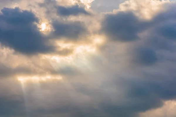 Bild Der Sonne Crepuscular Ray Strahl Himmel Tag Zur Hintergrundnutzung — Stockfoto