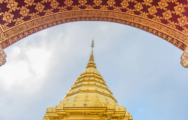 Obraz Památkové Buddhistické Pagody Chrámu Wat Phra Doi Suthep Chiang — Stock fotografie