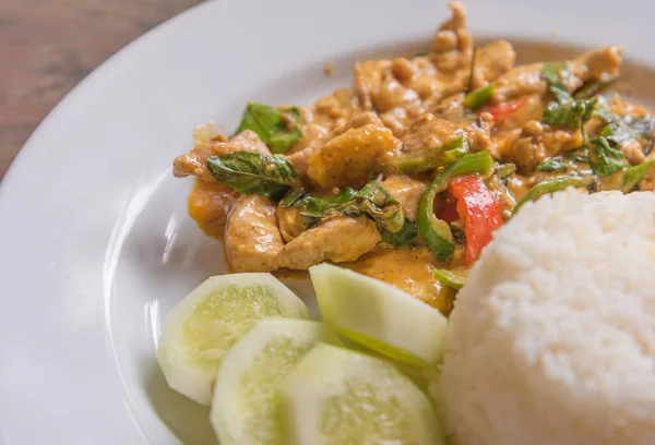 Afbeelding Van Gebakken Varkensvlees Met Rode Curry Kokosmelk Panaeng Serveren — Stockfoto