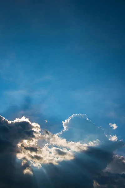 Изображение Солнца Crepuscular Луч Луч Небе Дневное Время Фонового Использования — стоковое фото