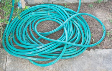 su hortumu yere rulo görüntüsünü