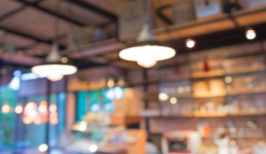 Bokeh ile kafenin arka planı bulanık 