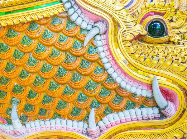 Thai tempio parete fiore indietro immagine di terra . — Foto Stock