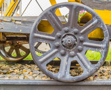 Buharlı tren, tekerlekler.