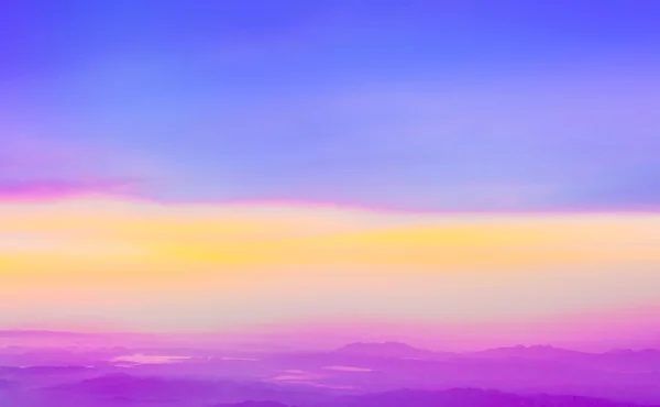 Färgglada himlen efter solnedgången. Bakgrund till Natural Sky. — Stockfoto