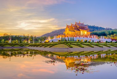 Chiang Mai, Tayland Kraliyet Flora Tapınağı (ratchaphreuk)