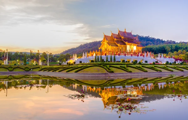Royal Flora temple (ratchaphreuk)in Chiang Mai,Thailand — Stock Photo, Image