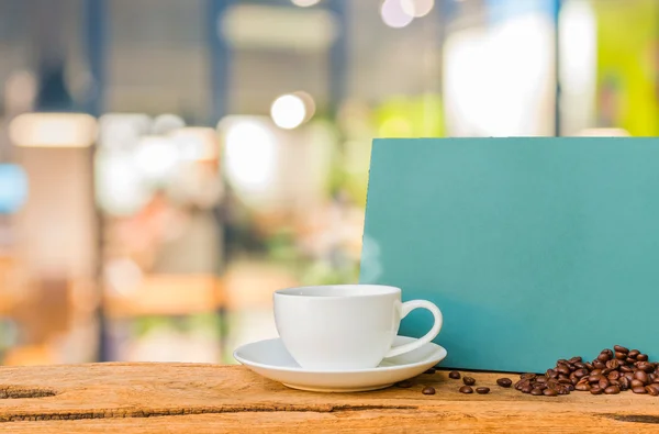 Bokeh Imajı Olan Bir Kafenin Arka Planı Bulanık — Stok fotoğraf