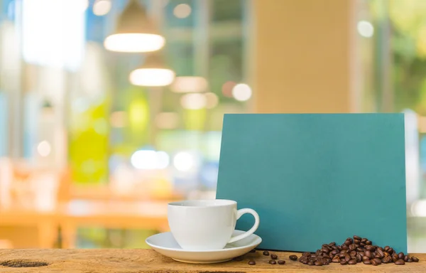 Koffie winkel wazig achtergrond met bokeh afbeelding. — Stockfoto