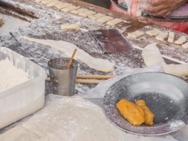 derin yağda kızartılmış doughstick  