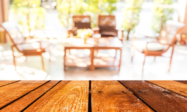 Mesa de madera vacía y fondo borroso Cafetería con imag bokeh —  Fotos de Stock