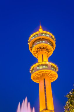 Banhan Chaemsai Kulesi: Suphanburi City, Süphan Buri il.