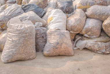 çöp torbası sokak görüntüsünü.