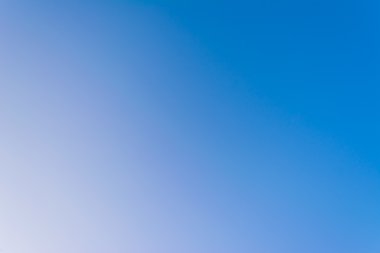 Arkaplan kullanımı için açık gökyüzünün gündüz görüntüsü.