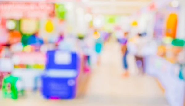 Verschwommenes Bild Von Menschen Die Sonnigen Tagen Auf Dem Wochenmarkt — Stockfoto